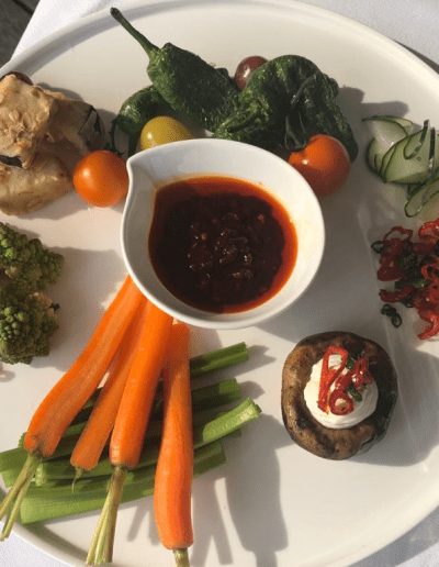 Crudités summer 2019 with homemade chili sauce